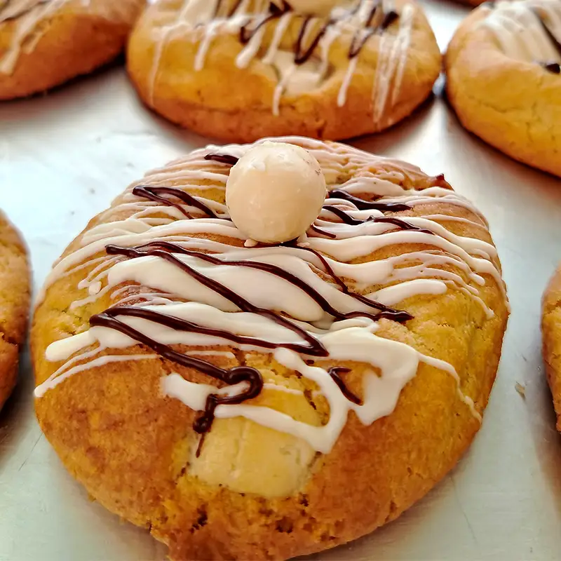 Cookie & Co